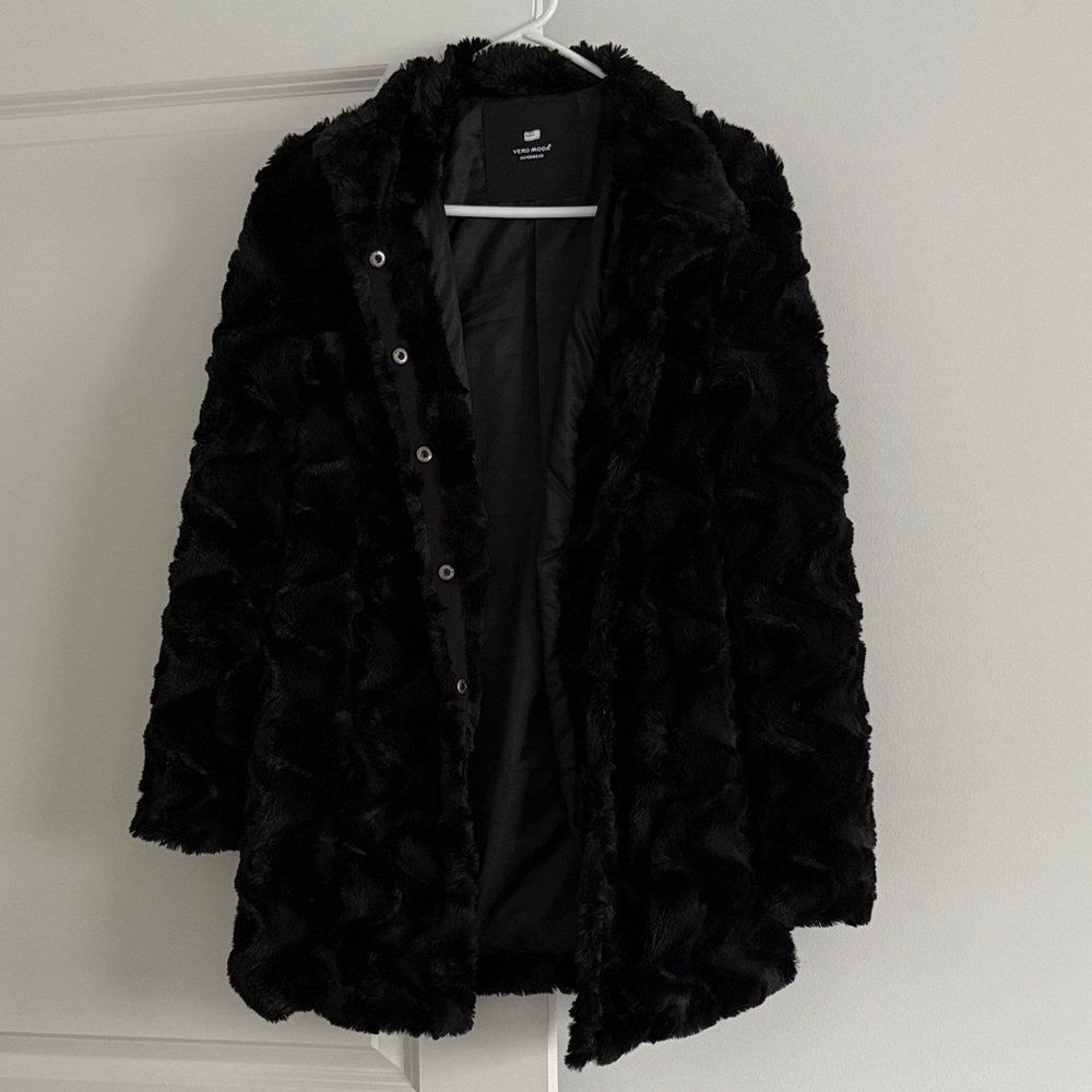 Vera Moda Black Teddy Jacket